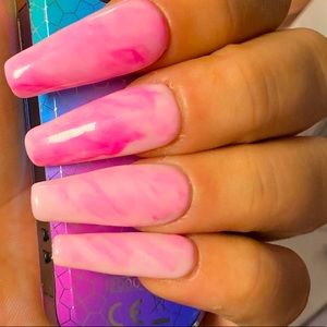 marble press on nails 😋